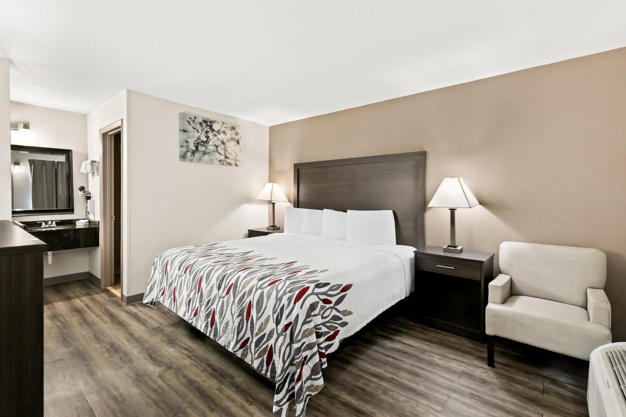Red Roof Inn & Suites Duncan Ngoại thất bức ảnh