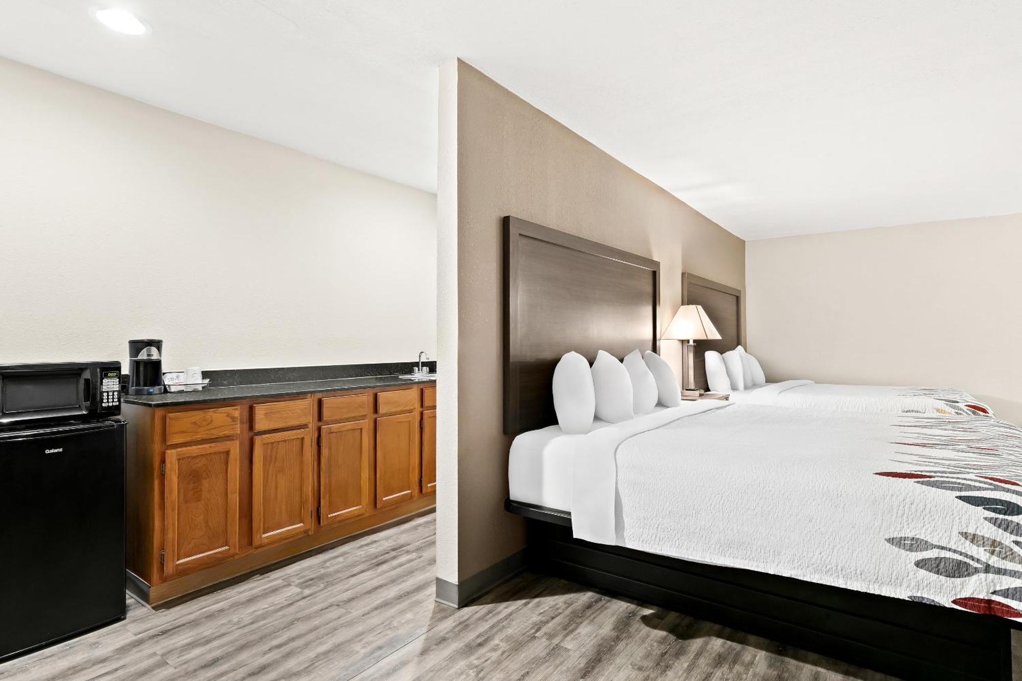 Red Roof Inn & Suites Duncan Ngoại thất bức ảnh