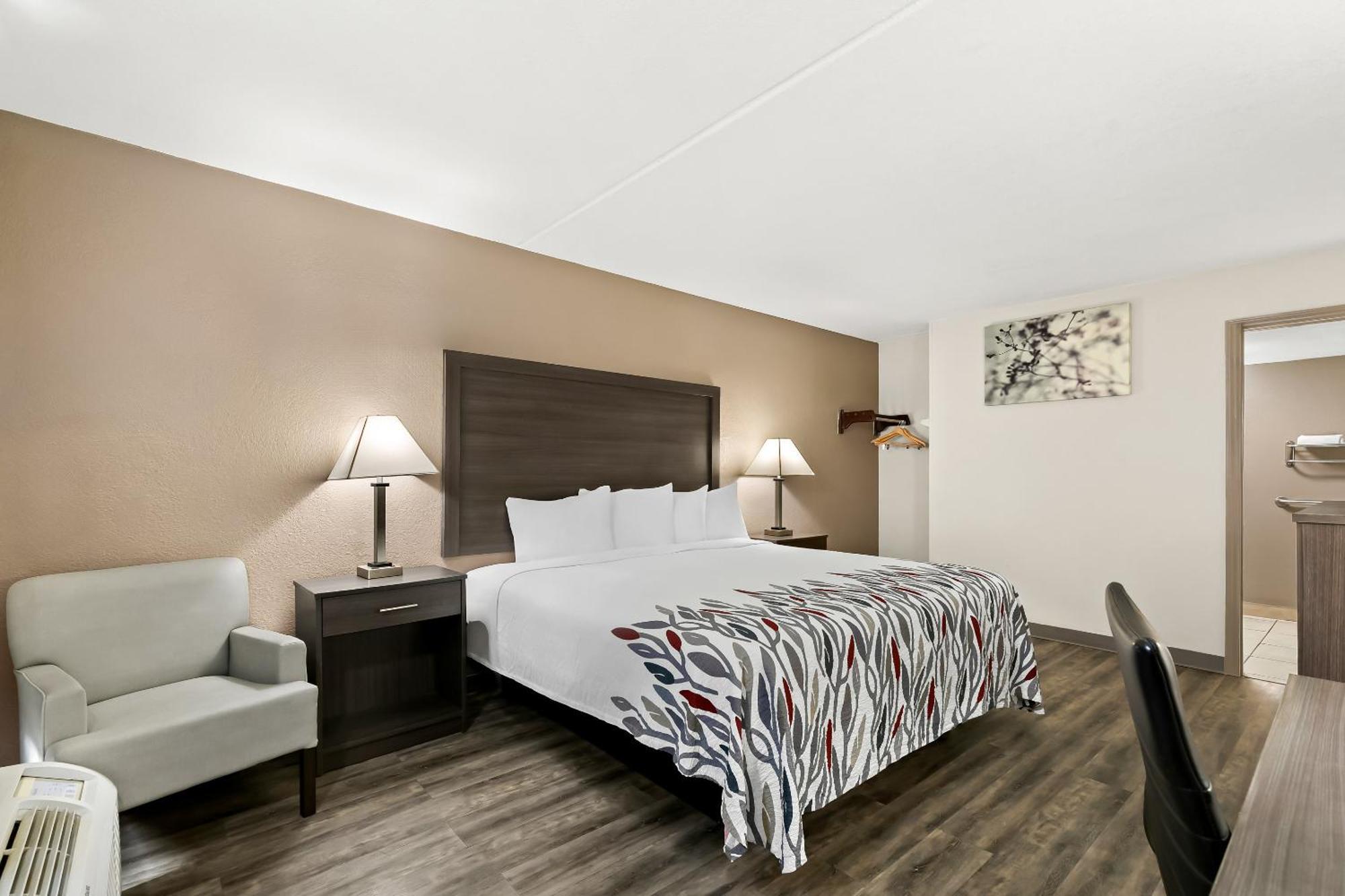 Red Roof Inn & Suites Duncan Ngoại thất bức ảnh