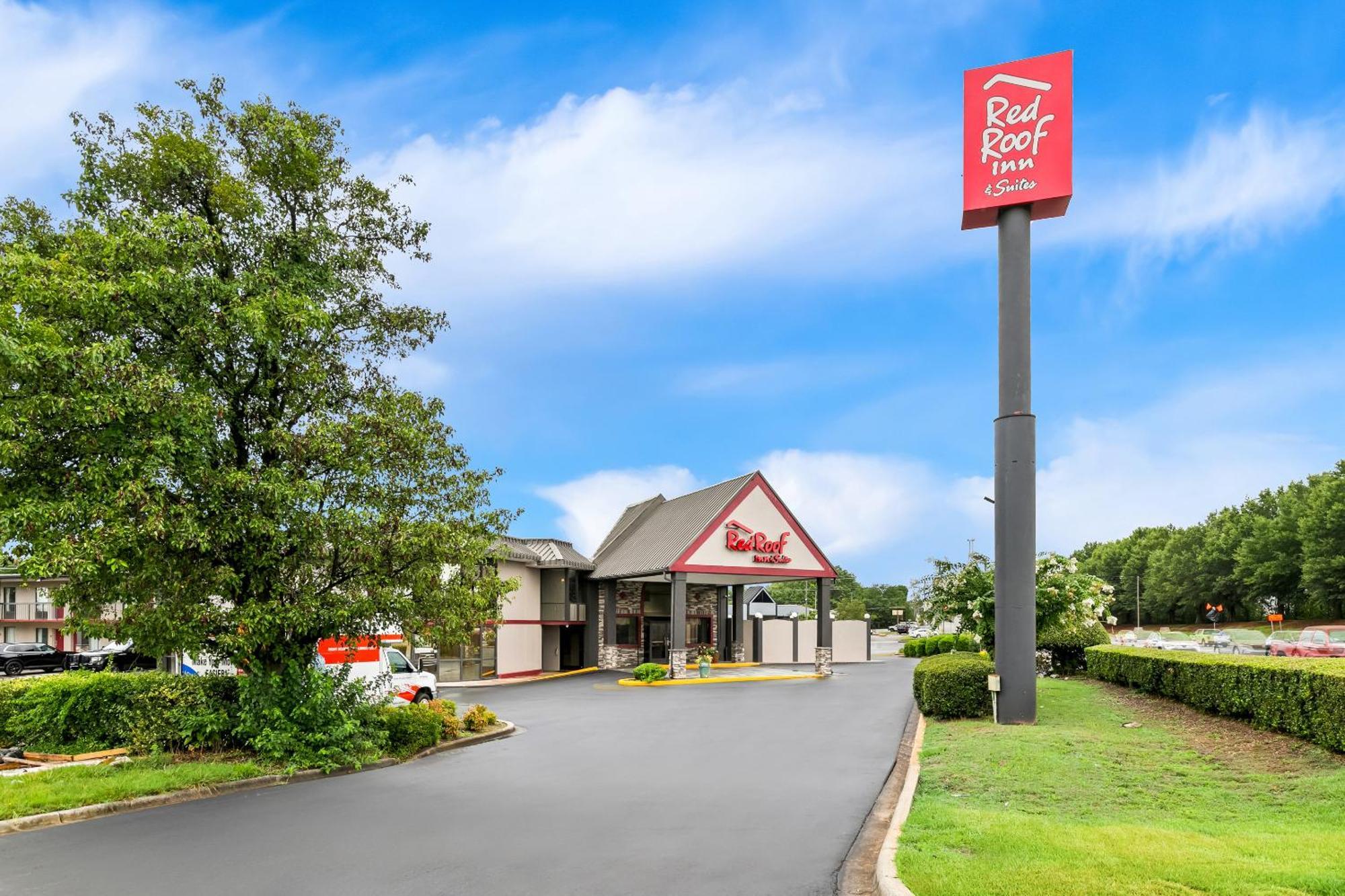 Red Roof Inn & Suites Duncan Ngoại thất bức ảnh